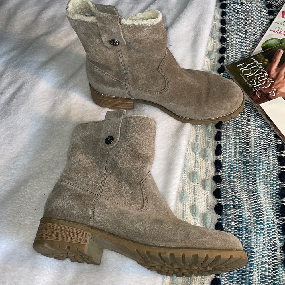 Bjorndal Aspen Fleece-Trimmed Suede Ankle Boots- size 6